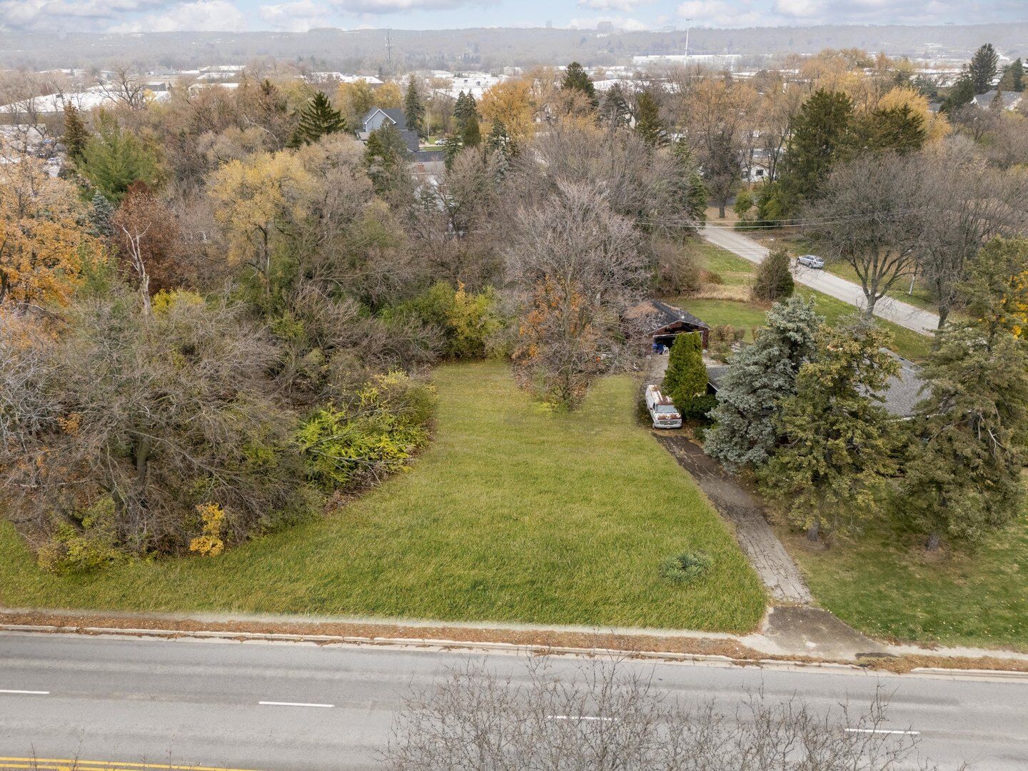 Property Photo: 10/11 Maple Avenue IL 60515