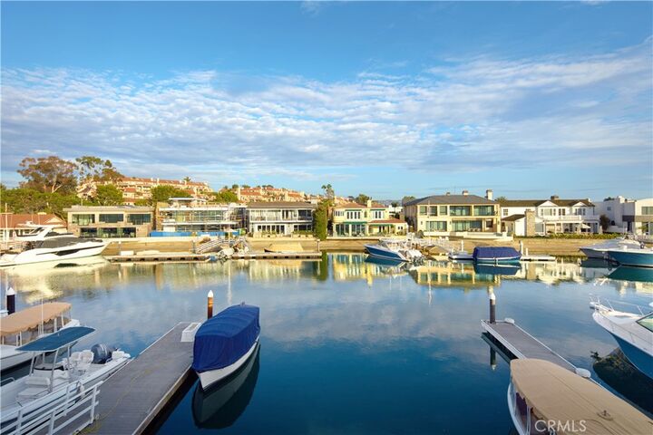 Property Photo: 8 Linda Isle CA 92660