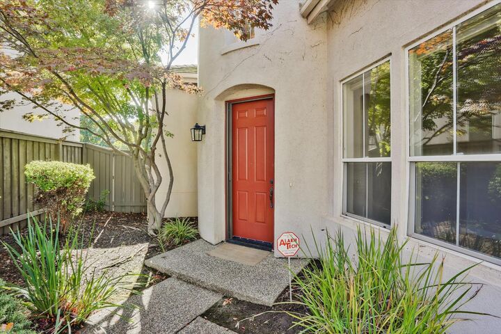 Property Photo: 1755 Langholm Way CA 95630
