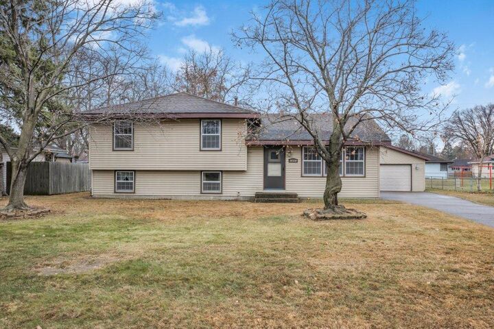 Property Photo:  2862 116th Avenue NW  MN 55433 