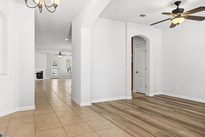 Property Photo:  101 Saddle Ridge Drive  TX 78613 