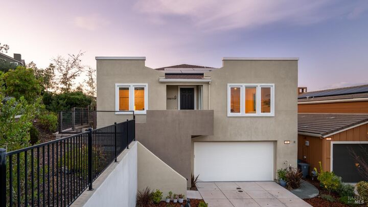 Property Photo:  6 Jasper Court  CA 94952 