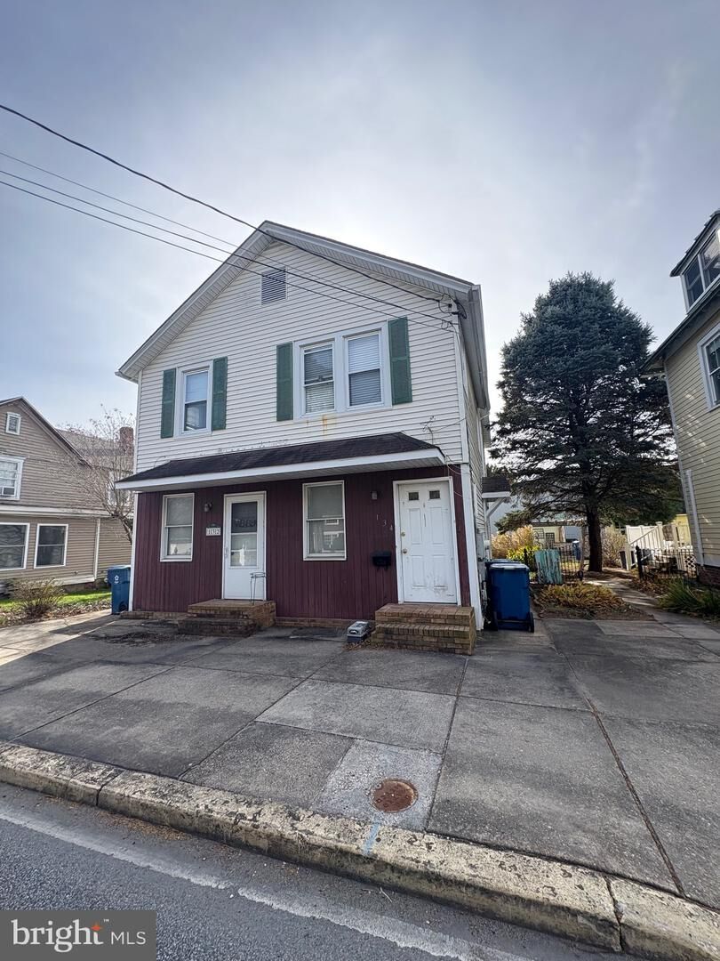 Property Photo: 132-134 W Camden Wyoming Avenue DE 19934