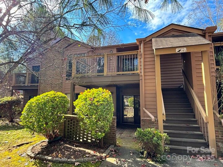 Property Photo:  50 Ravencroft Lane  NC 28803 