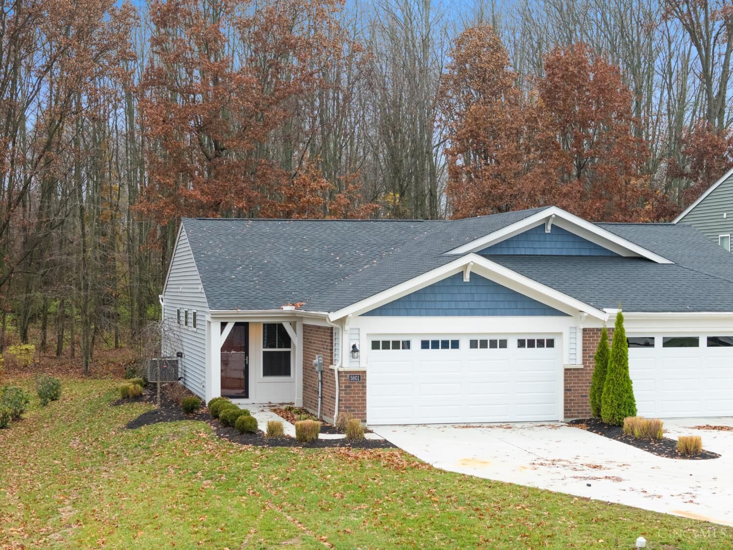 Property Photo:  5801 Parkview Lane  OH 45150 