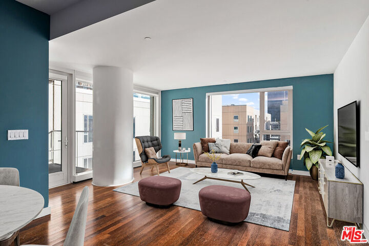 Property Photo: 6250 Hollywood Blvd CA 90028