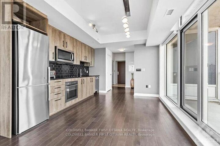 Photo de la propriété:  805 Carling Avenue 2209  ON K1S 5W9 