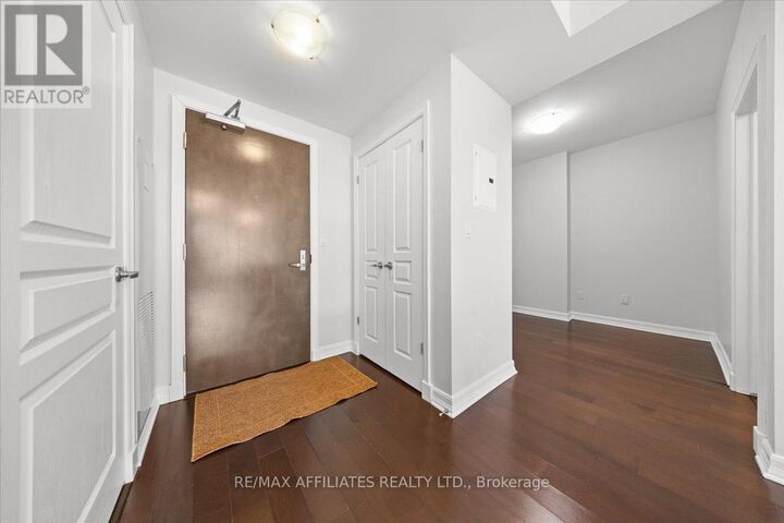 Property Photo:  238 Besserer Street 303  ON K1N 6B1 