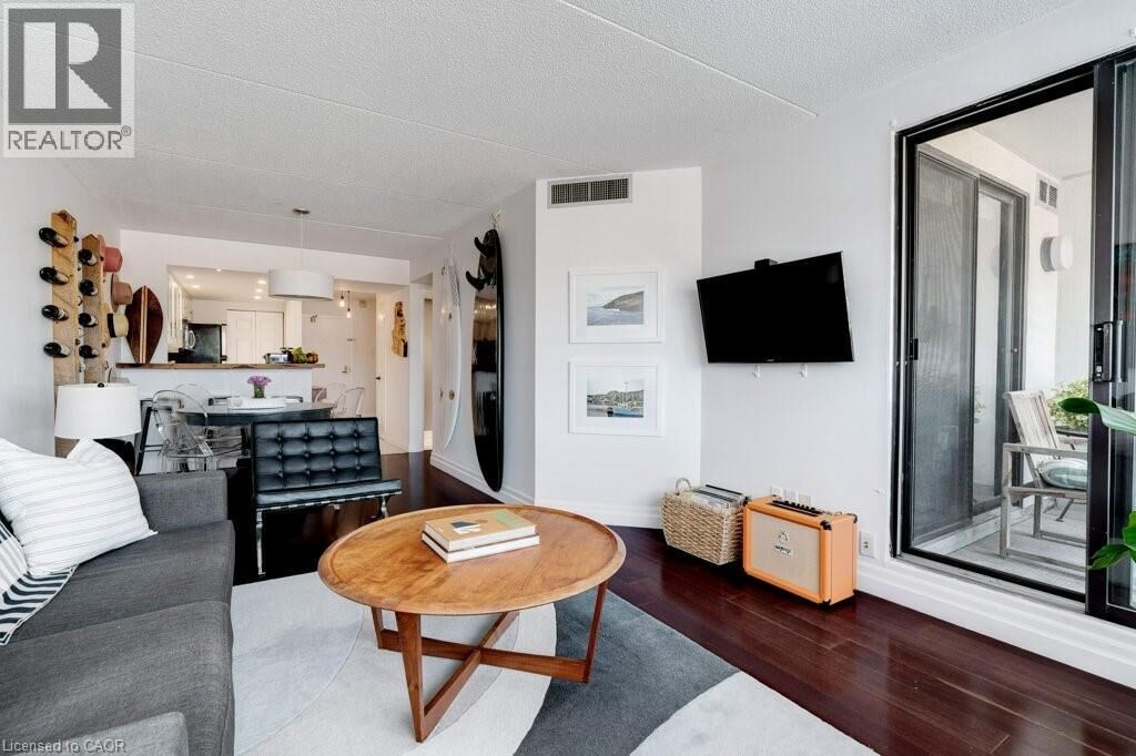 Photo de la propriété: 100 Bronte Road 214 ON L6L 6L5