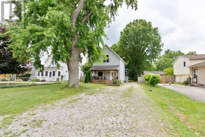 Property Photo: 41 South Edgeware Road ON N5P 2H5