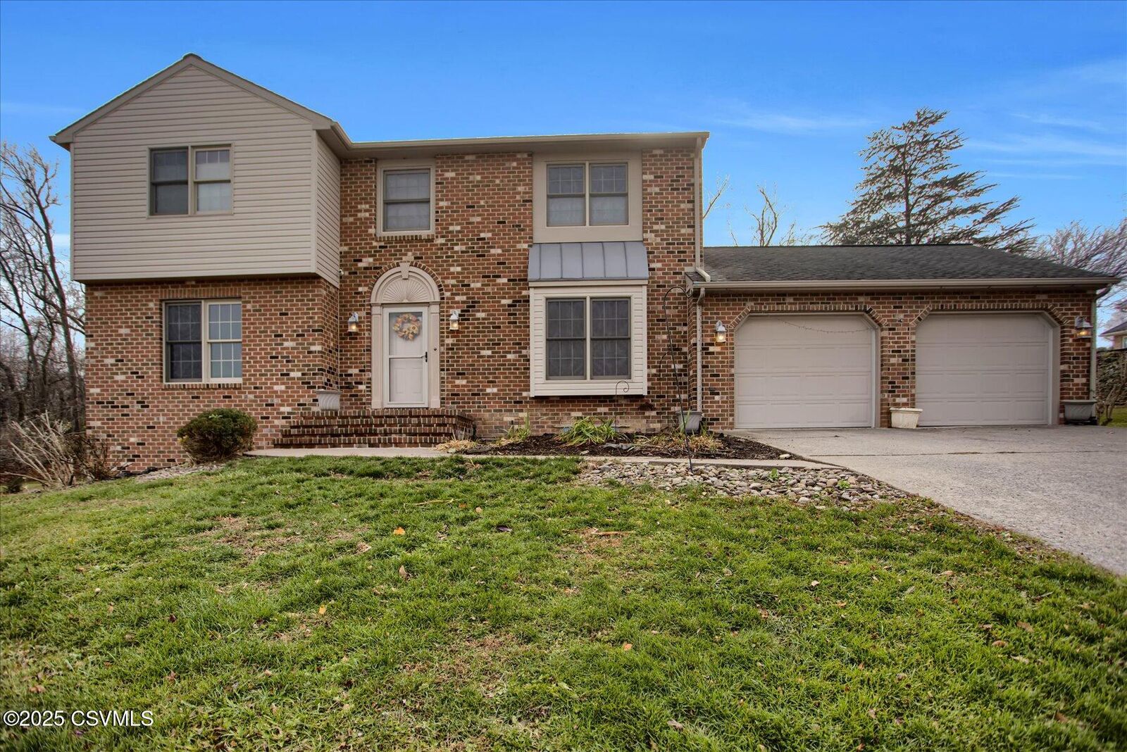 Property Photo:  676 Villa Vista Avenue  PA 17837 