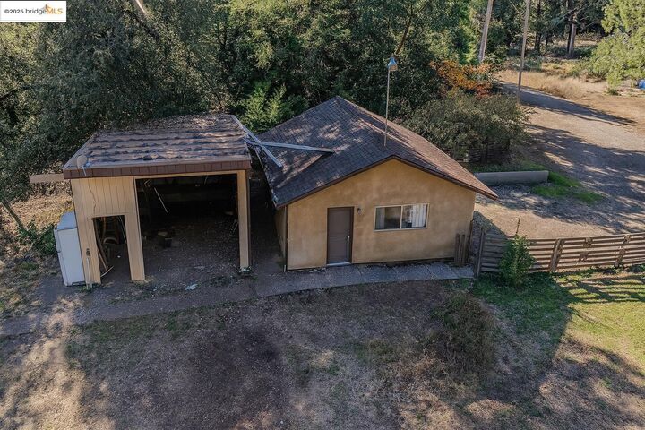 Property Photo: 14900 Williams Rd CA 95666