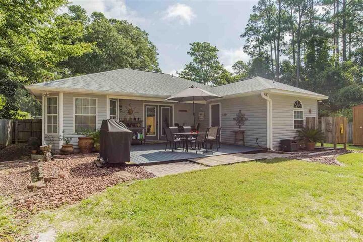 Property Photo:  7111 Nelson Street  FL 32566 