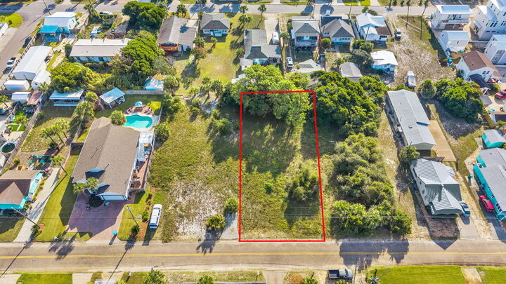 Property Photo:  116 Venado Place  FL 32413 