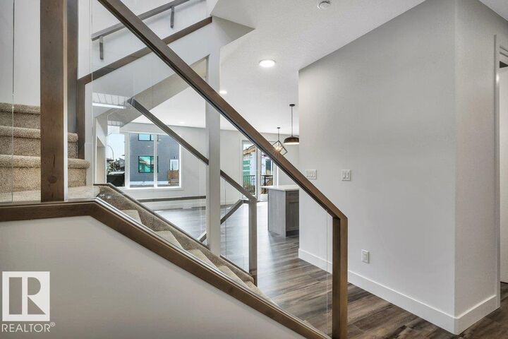 Property Photo:  13 Hillwood Terrace  AB T7X 0X4 