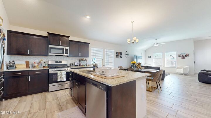 Property Photo:  1172 Indigo Sky Street  TX 79928 