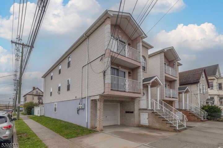 Property Photo: 663 S Park St NJ 07206
