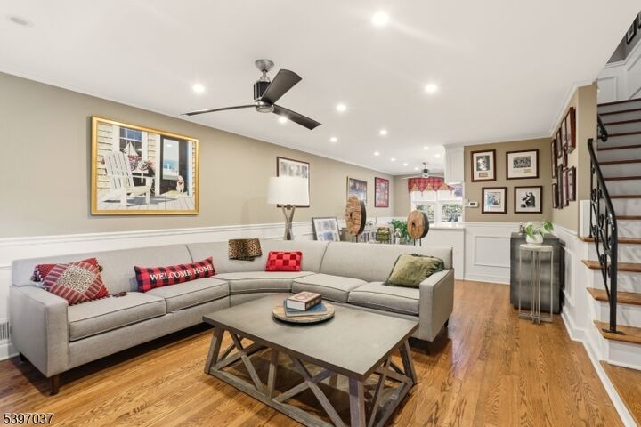 Property Photo: 68 New England Ave Unit 18 NJ 07901