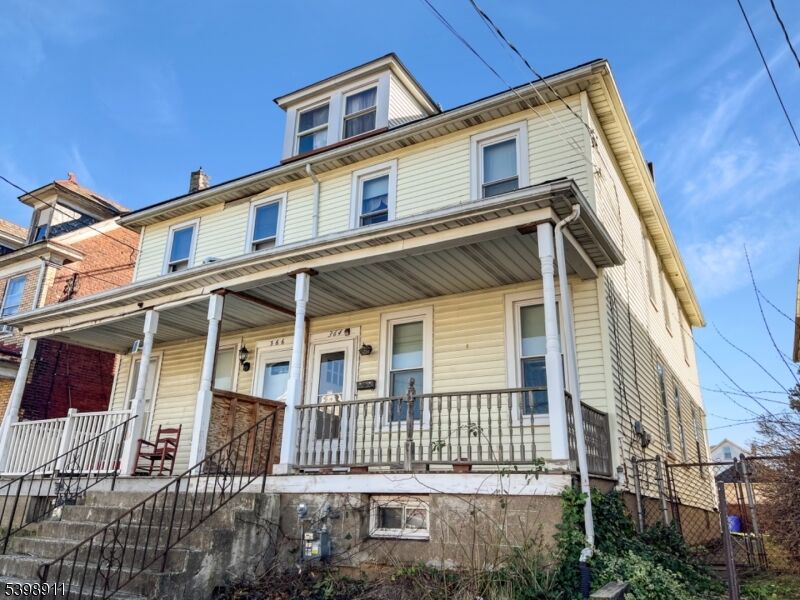 Property Photo:  364 Thomas St  NJ 08865 