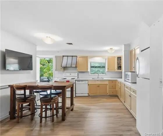 Property Photo:  61 Oakland Avenue  NY 10707 