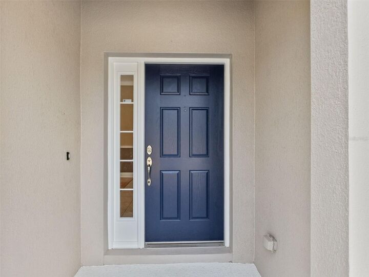 Property Photo:  6237 Dainty Bess Court  FL 34639 