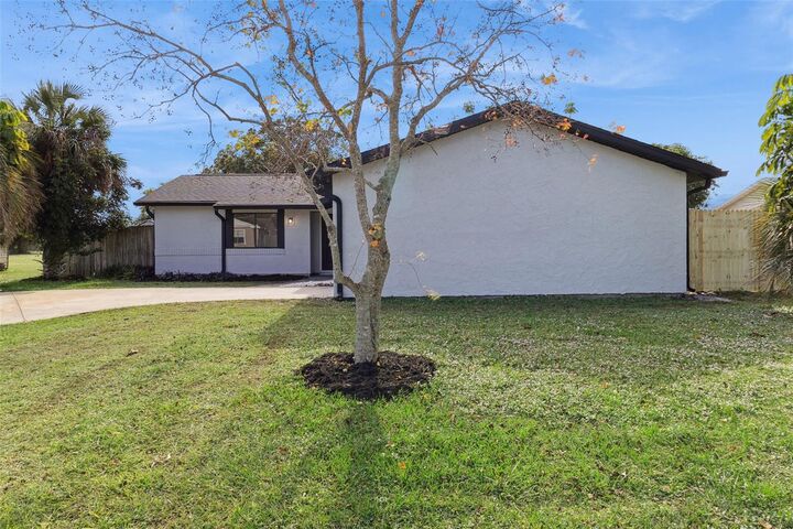 Property Photo:  1296 Dawn Street NE  FL 32905 