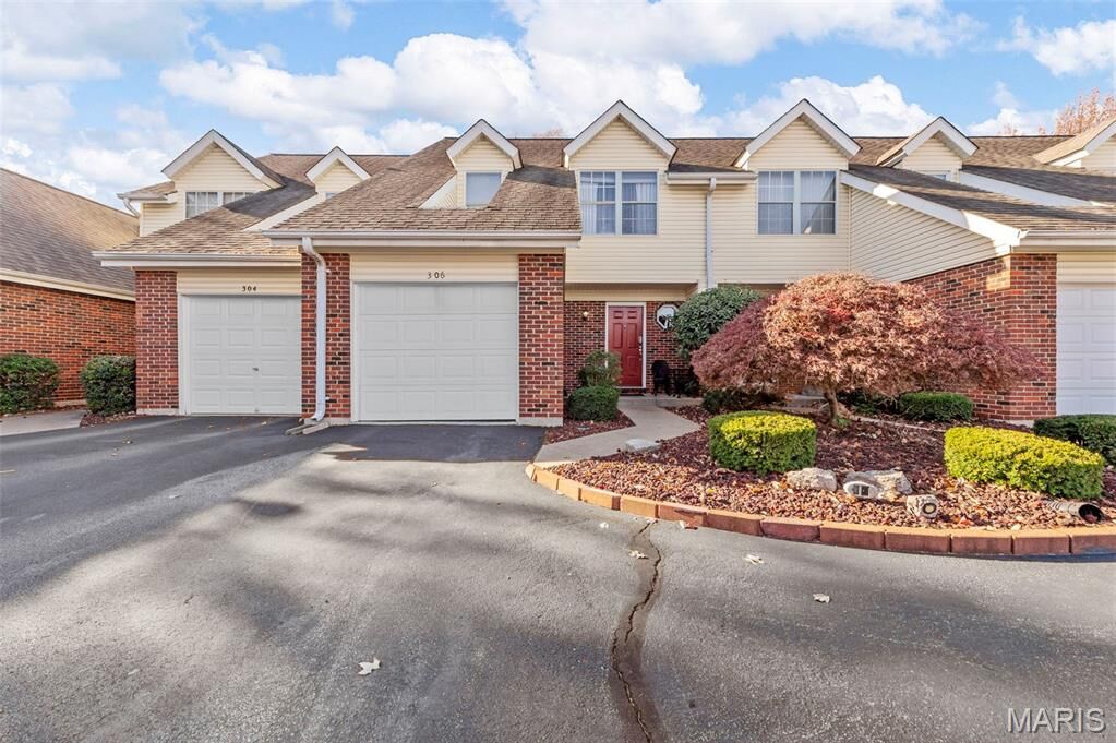 Property Photo:  306 Crown Colony Court C  MO 63376 