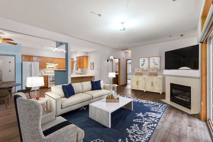 Property Photo:  180 W Oak Leaf Dr  WI 53154 