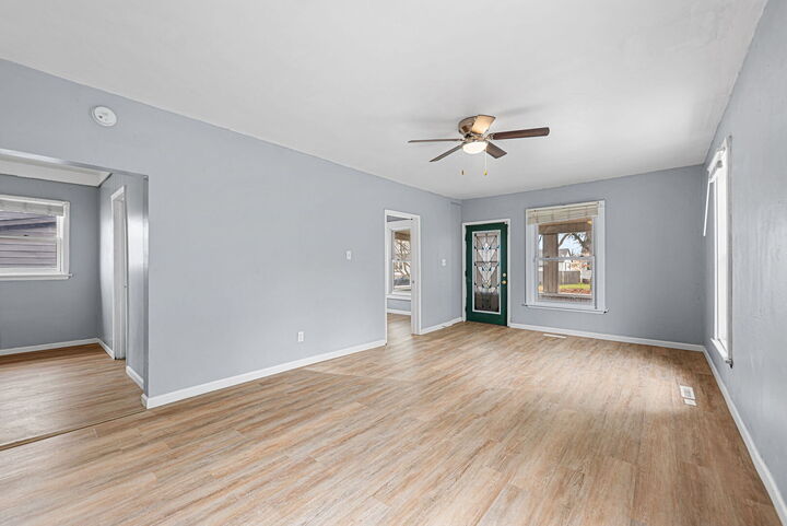 Property Photo:  171 S Blaine Avenue  IL 60915 