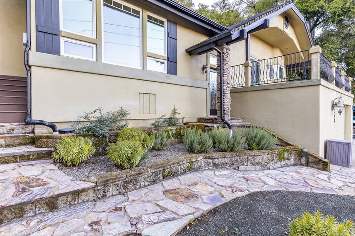 Property Photo:  9240 Carmelita  CA 93422 