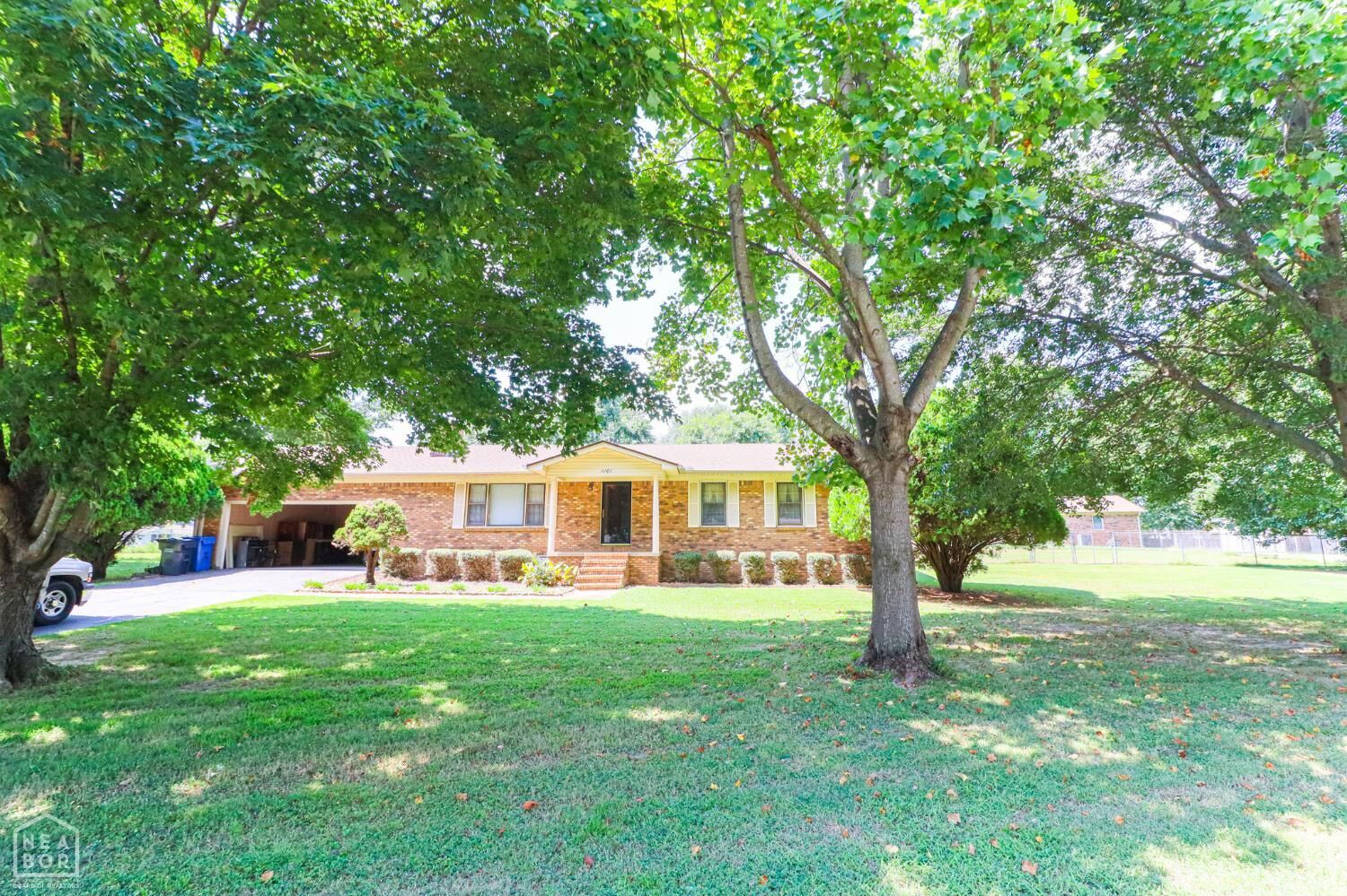 Property Photo: 1101 Oriole Drive AR 72401
