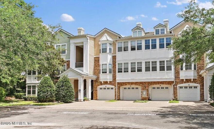 Property Photo: 8550 Touchton Road 922 FL 32216