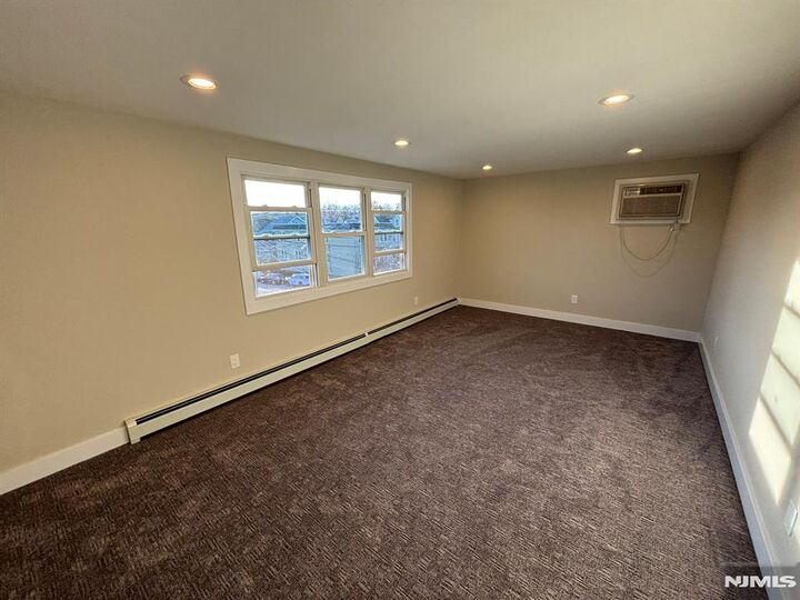 Property Photo:  219 Oakwood Avenue 2  NJ 07032 