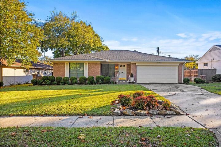 Property Photo:  1221 Ashland Drive  TX 75080 