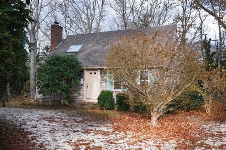 Property Photo:  6 Hathorne Ln  MA 02653 