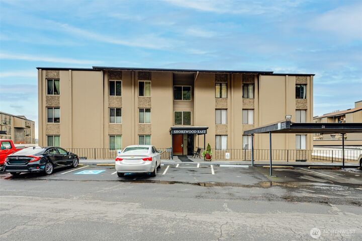 Property Photo:  5575 E  Evergreen Highway 4103  WA 98661 