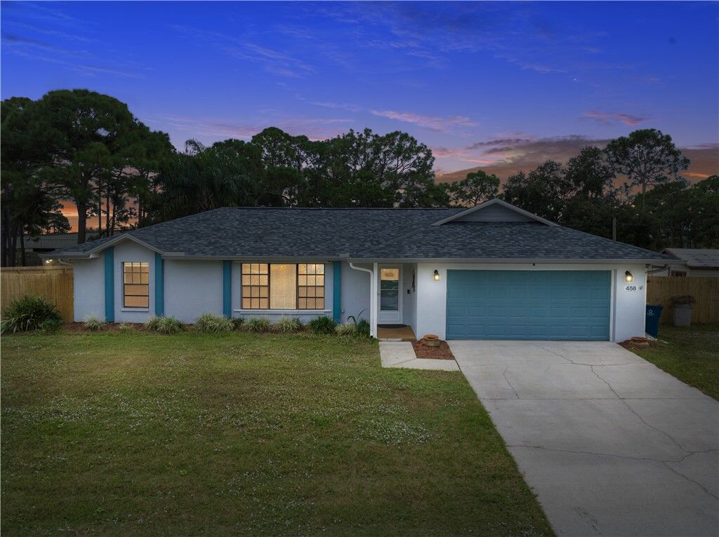 Property Photo:  456 Narragansett Street NE  FL 32907 