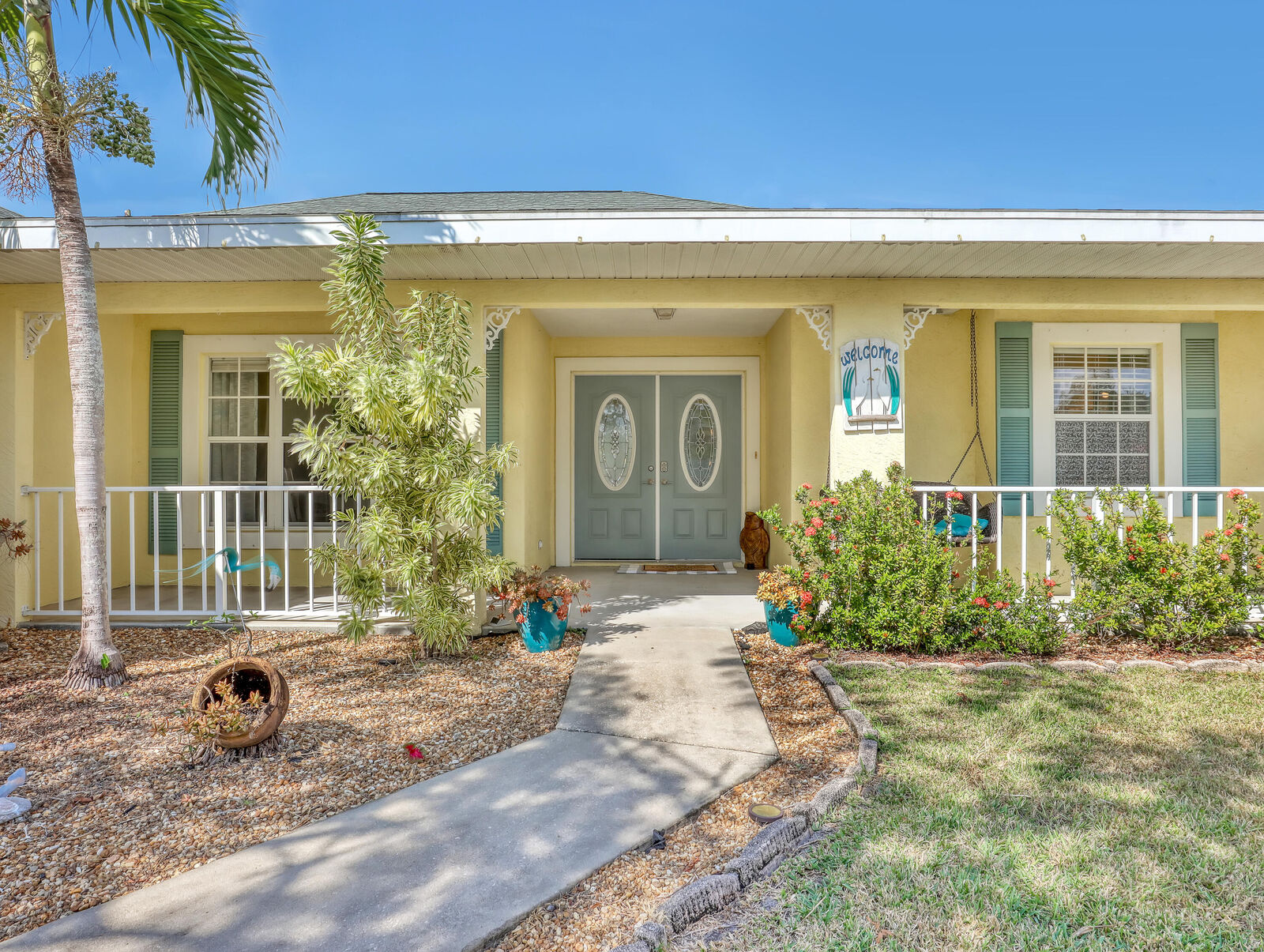 Property Photo:  1357 SW Hebner Avenue  FL 34953 