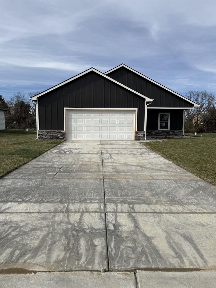 12927 E Spring Valley St  Wichita KS 67230 photo