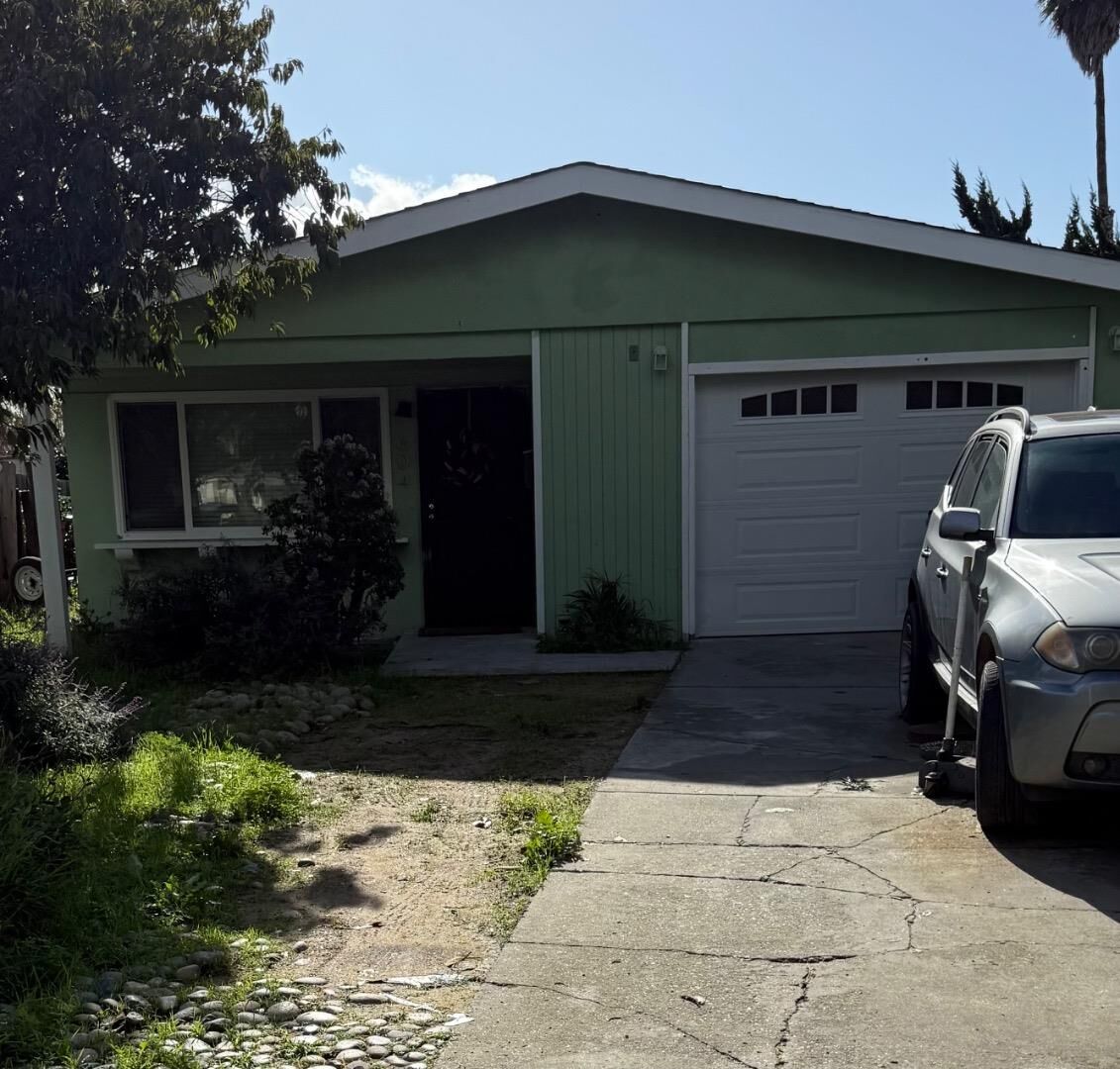 Property Photo: 604 Ester Way CA 95076