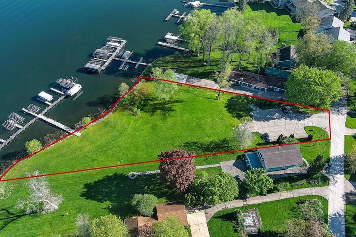 413 Strauss Unit 11 Avenue  Green Lake WI 54941 photo