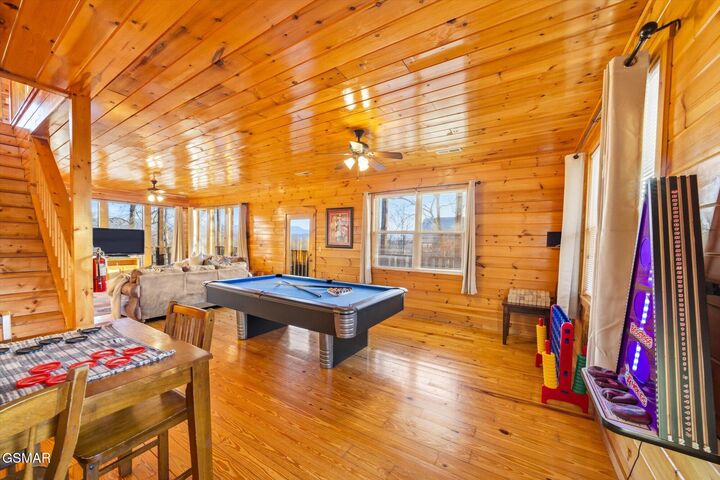 Property Photo:  2022 Oakmont Drive  TN 37876 