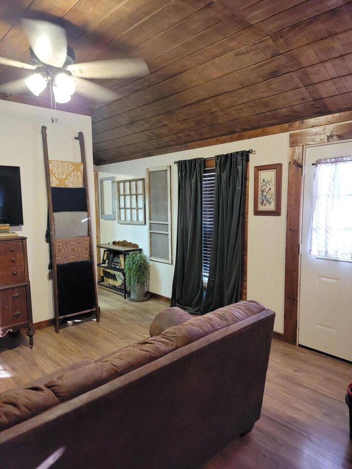 Property Photo: 17196 Farm Road 2030 MO 65605