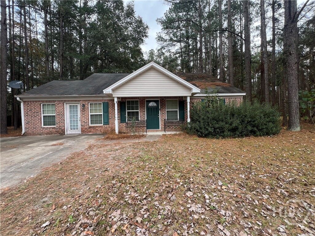 Property Photo:  448 Shadowbrook Circle  GA 31329 