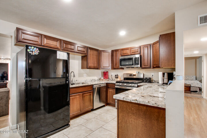 Property Photo:  3644 E Helena Stravenue  AZ 85706 