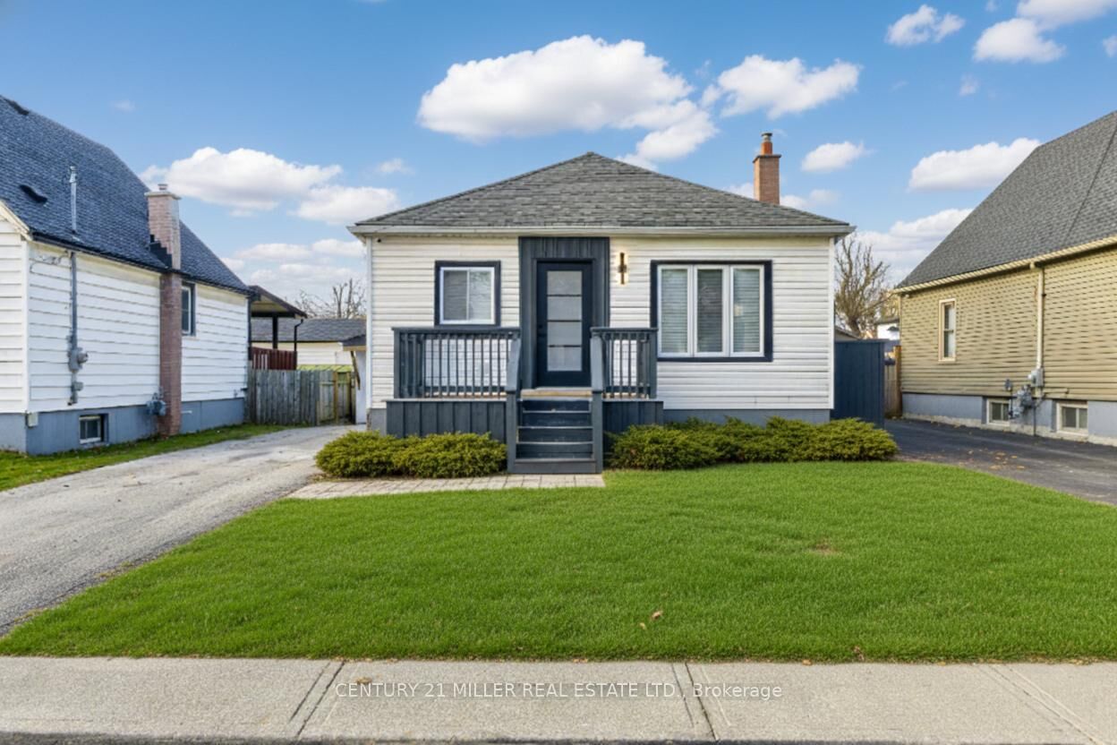 Property Photo: 242 East 28th Street ON L8V 3J1