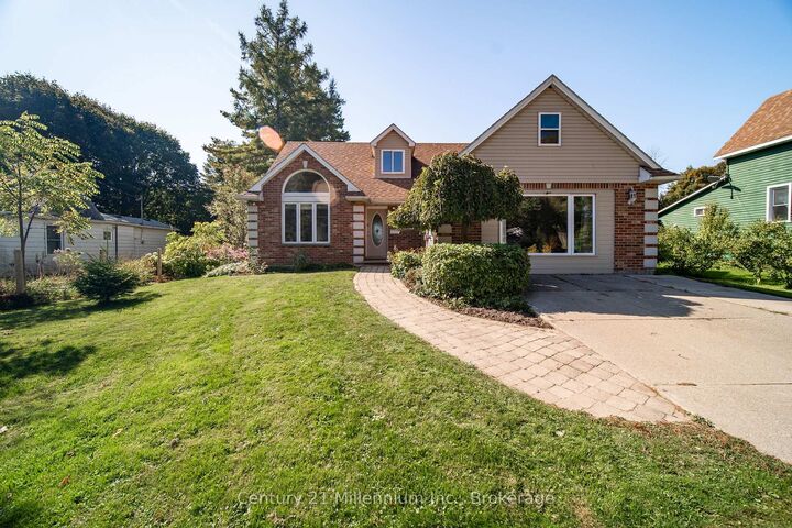 Photo de la propriété:  96 Main Street  ON N0H 1W0 