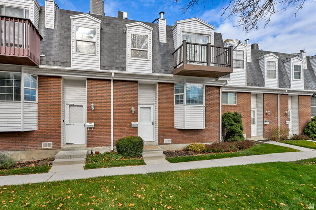 Property Photo:  651 E Williamsburg Cir S  UT 84070 