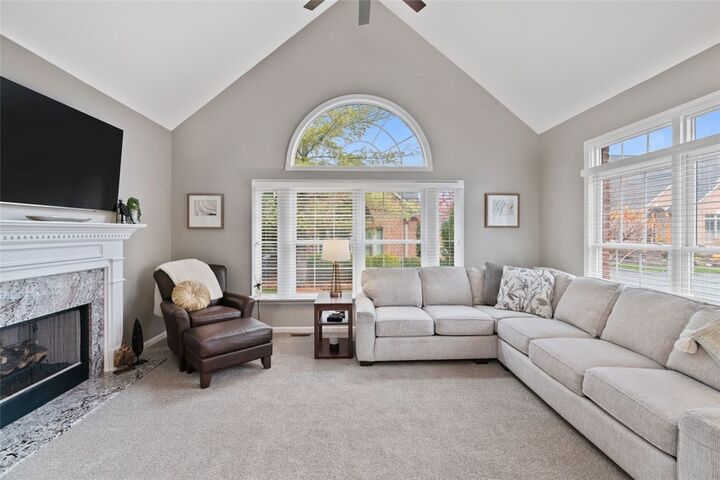 Property Photo:  1804 Appleridge Ct  PA 15044 