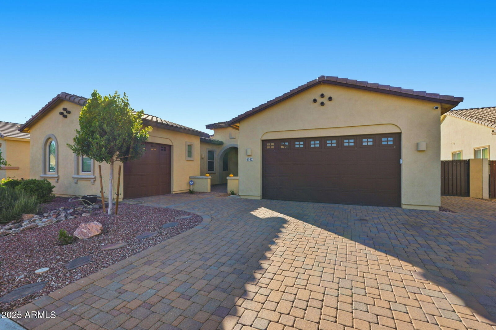 Property Photo:  5142 S McMinn Drive  AZ 85298 